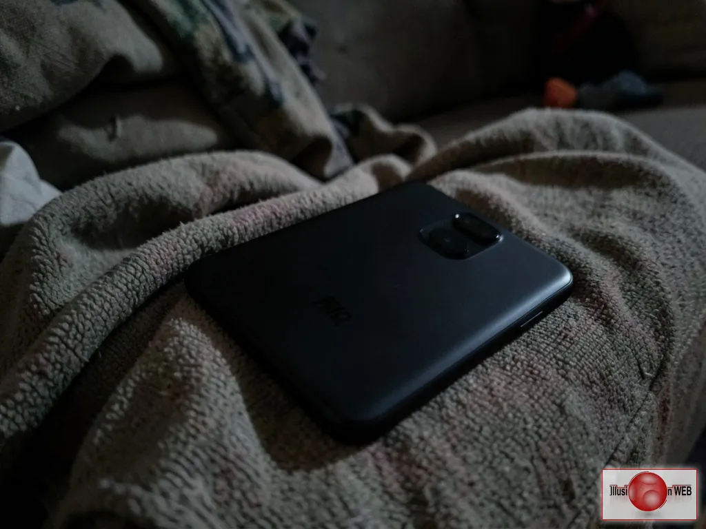 Старый Xiaomi, на запчасти или ребенку