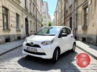 Toyota Yaris, очень экономичная!